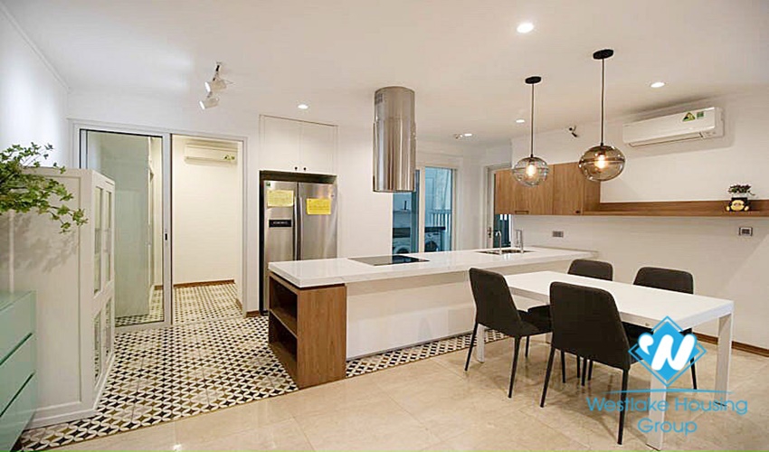 Fully furnished apartment high floor 2 bedrooms open kitchen only at L tower Ciputra